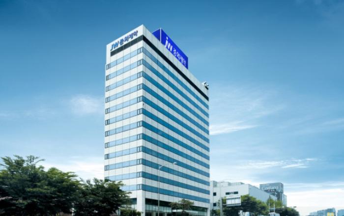 JW중외제약, 통풍치료제 ‘에파미뉴라드’ 신장애 환자 안전성 확인