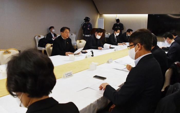 방기선 기재차관 