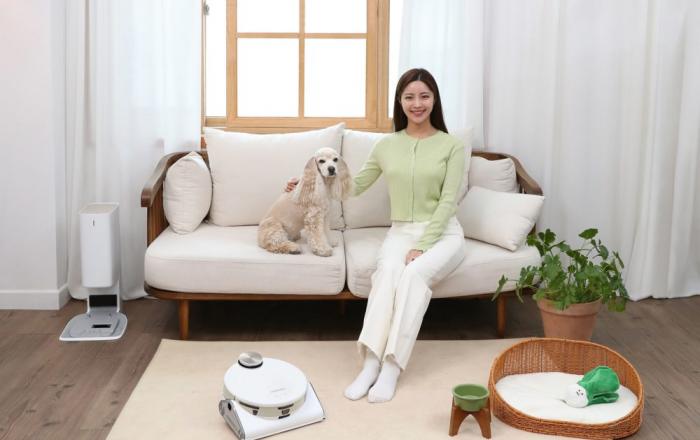 삼성전자, 펫 케어 기능 강화한 2023년형 ‘비스포크 제트 봇 AI’ 출시