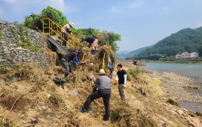 LH, 수해 피해복구 성금 1억 원＆현장 장비 총력지원