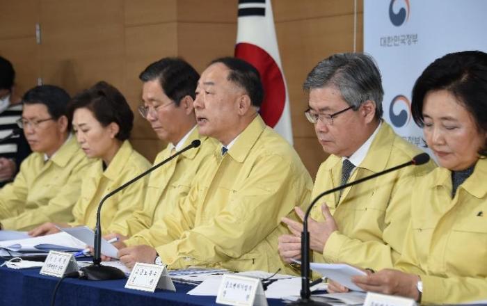 코로나19 극복 추경 11.7조…방역 강화하고 민생경제 살린다