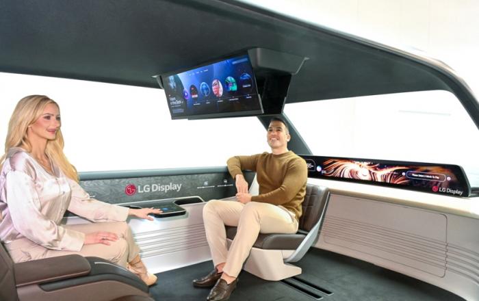 LG디스플레이, 초대형 차량용 디스플레이로 미래차 혁신 앞당긴다