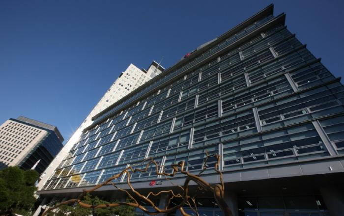 LG생활건강, 4년 9개월 만에 쿠팡 ‘로켓배송’ 직거래 재개