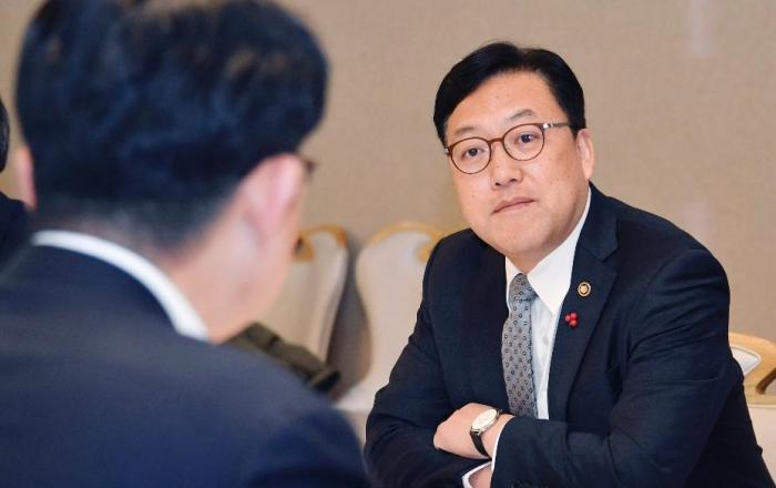 정부, 수입 계란 112만 개 할인  판매…대파 3000톤도 신속 도입