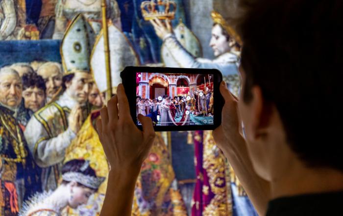 삼성전자 ‘갤럭시 탭’으로 파리 노트르담 대성당의 역사적 순간 즐긴다