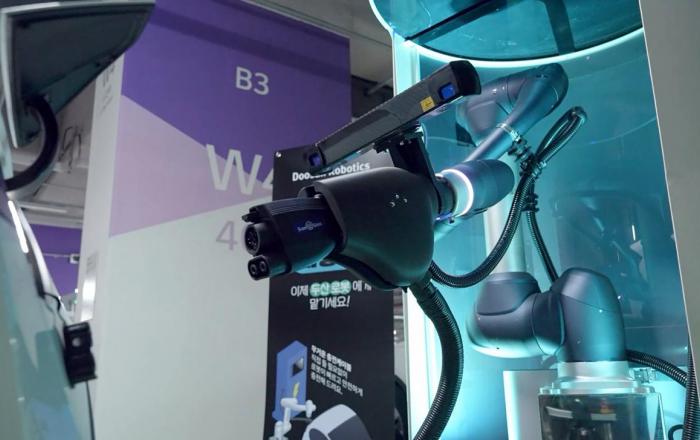 두산로보틱스, 서울시·LG전자와 전기차 충전 인프라 확대 위한 업무협약 체결