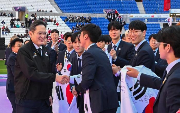 이재용 회장, ‘프랑스 리옹 국제기능올림픽대회’ 폐회식 참석