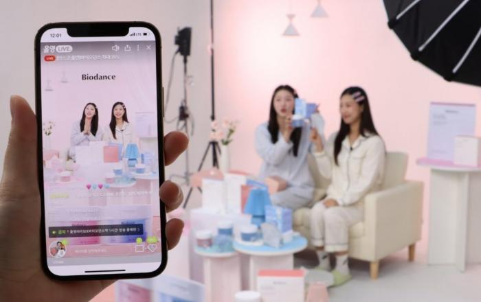 CJ올리브영, 라이브 스튜디오 오픈…‘올영라이브’ 경쟁력 키운다