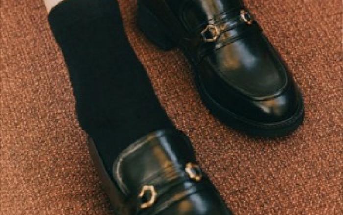 W컨셉, 드뮤어 트렌드 업고 여성 로퍼 매출 40% 뛰었다