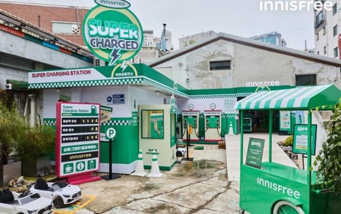 이니스프리 ‘속보습 충전소 성수 팝업스토어’ 오픈