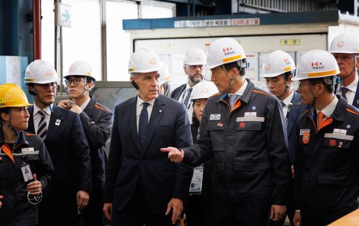 마크 카니 캐나다 총리, 한화오션 거제사업장 방문