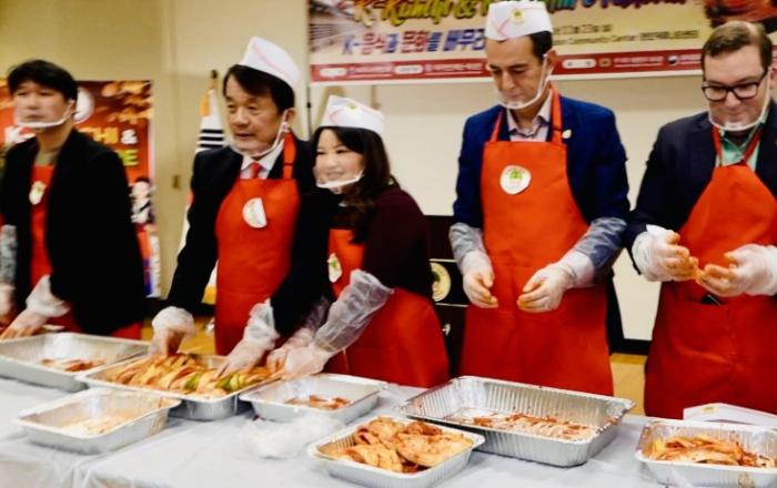 CJ제일제당 비비고, 미 버지니아주 ‘김치의 날’에 김치, 만두 등 K-푸드 후원