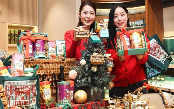 신세계百, ‘영국 감성’ 포트넘앤메이슨 크리스마스 에디션 출시
