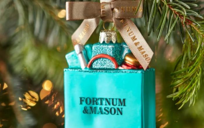 포트넘 앤 메이슨, 2025 크리스마스 시즌 한정 제품 출시