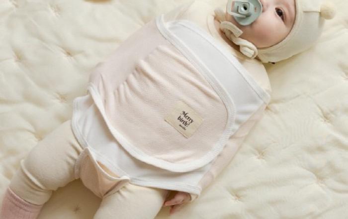 메르베, 신제품 ‘무소음 스와들 스트랩 수트’ 출시… 신생아 통잠 유지하는 모로반사 방지 속싸개