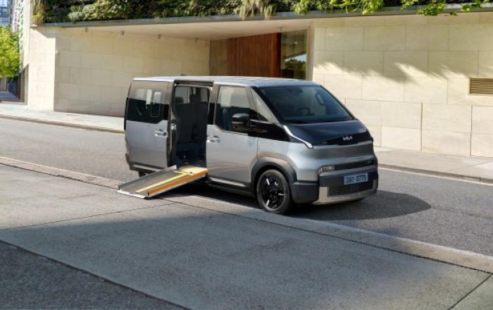 기아 ‘더 기아 PV5’ WAV·오픈베드·패신저 도너모델 계약 개시