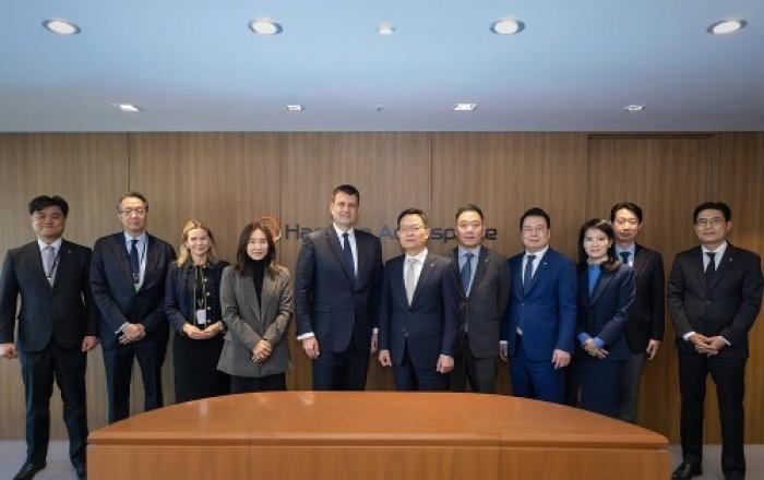 한화에어로스페이스, 英 IISS와 글로벌 안보 전략 논의... 