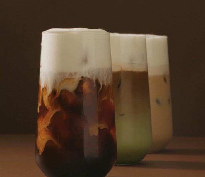 투썸플레이스 ‘생크림 커피’ 2주 만에 30만 잔 돌파… 데일리 메뉴로 안착